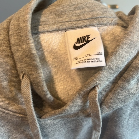 Men’s Nike Grey Club Fleece Hoodie - Picture 2 of 2